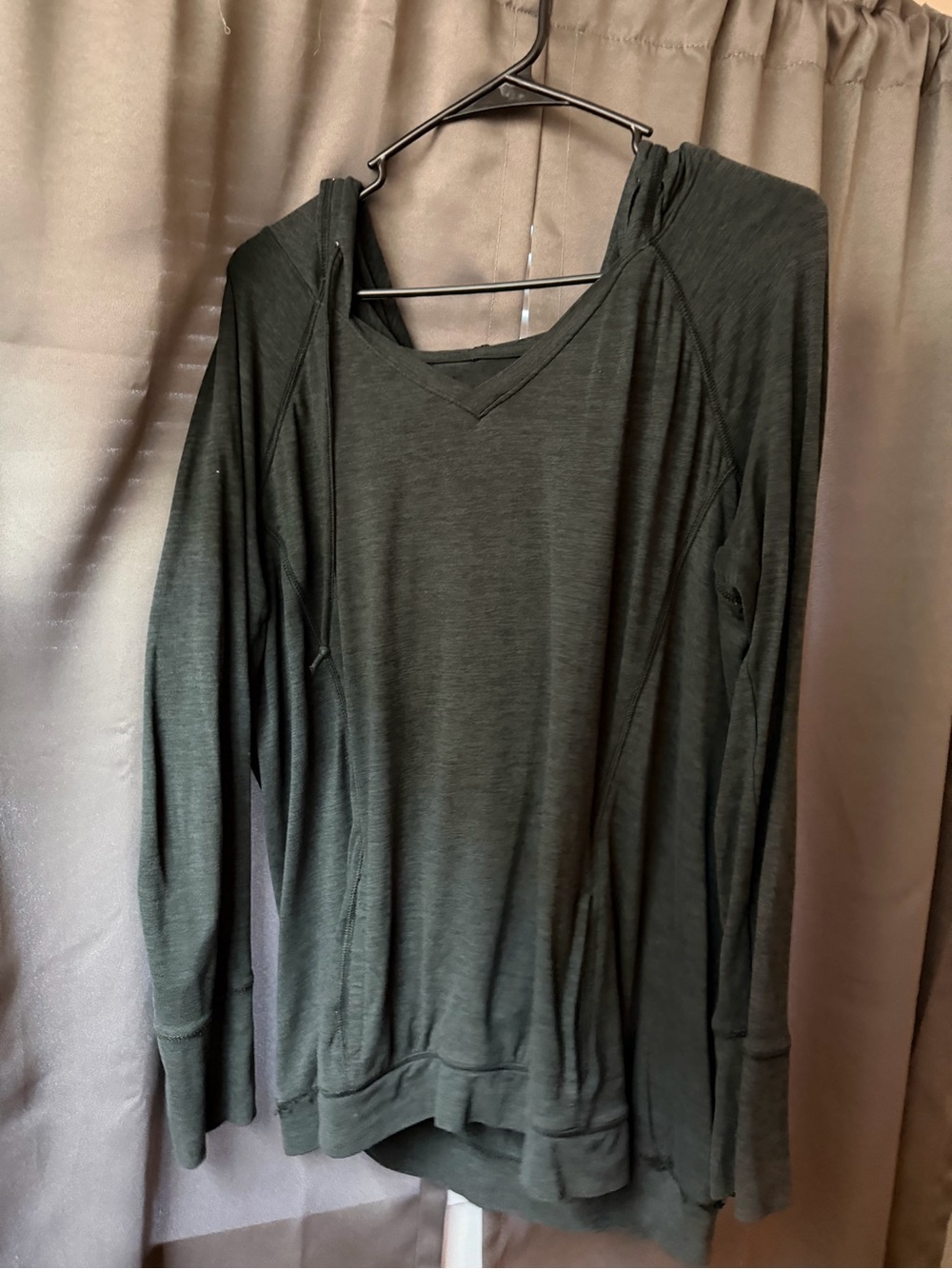 aerie Olive Green Lightweight Hooded Pullover